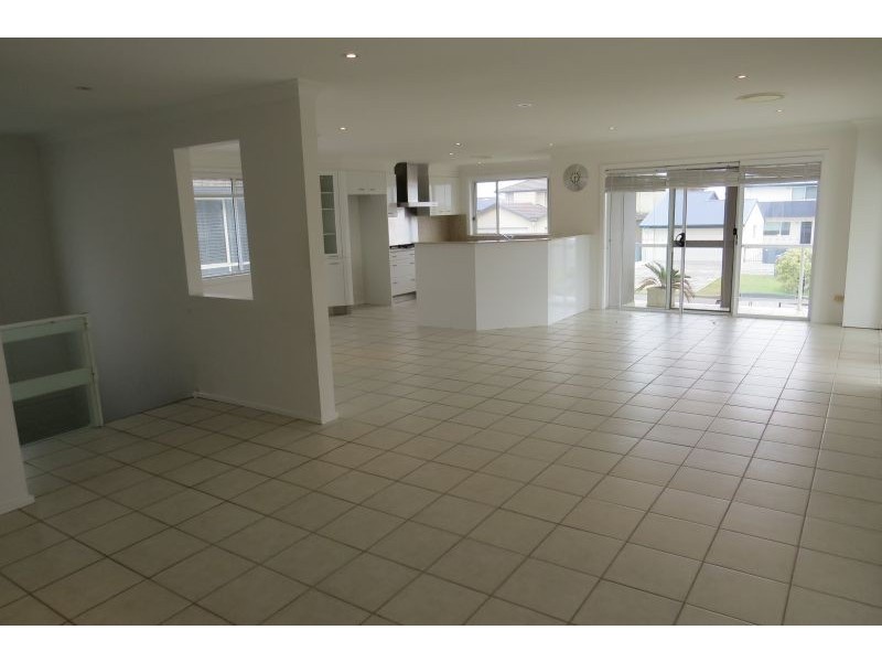 10 Ocean Avenue, Anna Bay NSW 2316