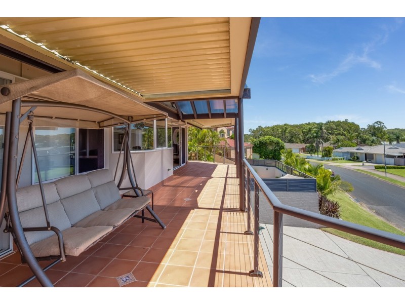 2 Seabreeze Close, Anna Bay NSW 2316