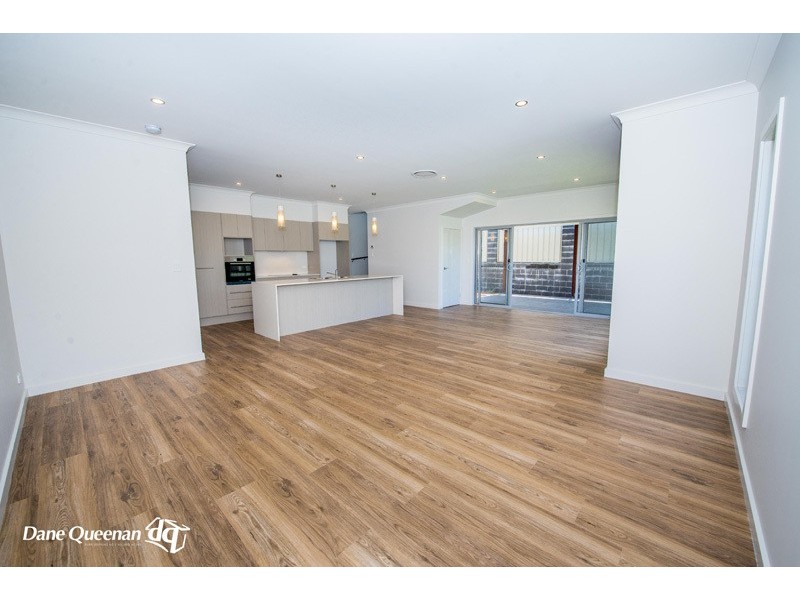 1 and 2/49 Yachtsman Crescent, Salamander Bay NSW 2317