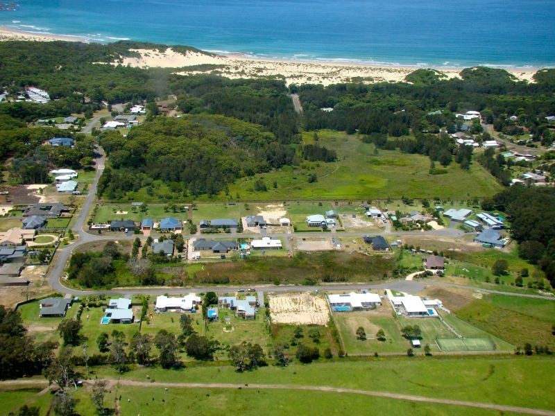 42 Reflections Drive, One Mile NSW 2316