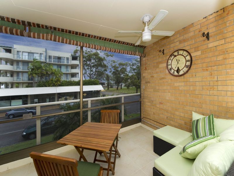 2/13 Soldier Point Rd, Soldiers Point NSW 2317