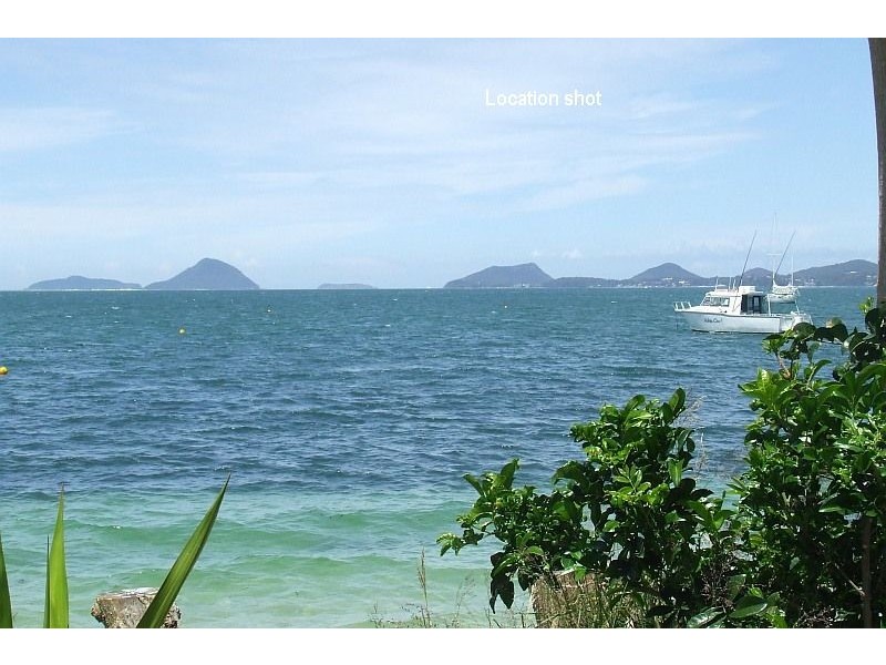 2/13 Soldier Point Rd, Soldiers Point NSW 2317