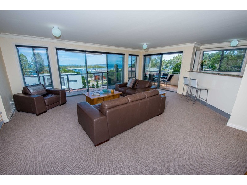 12/2-4 Soldiers Point Road, Soldiers Point NSW 2317