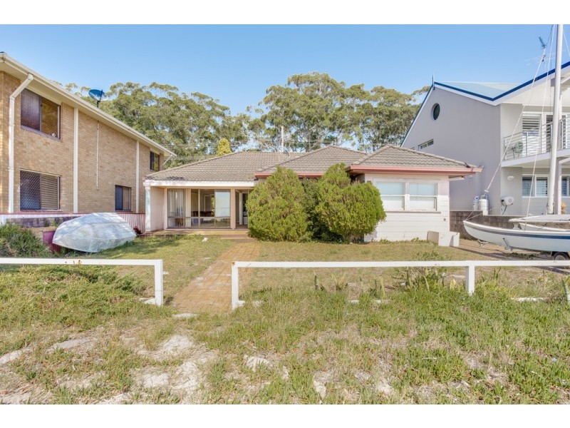 43 Foreshore Drive, Salamander Bay NSW 2317