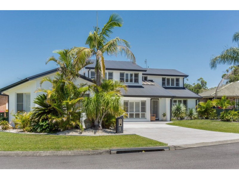 1 Kings Court, Soldiers Point NSW 2317