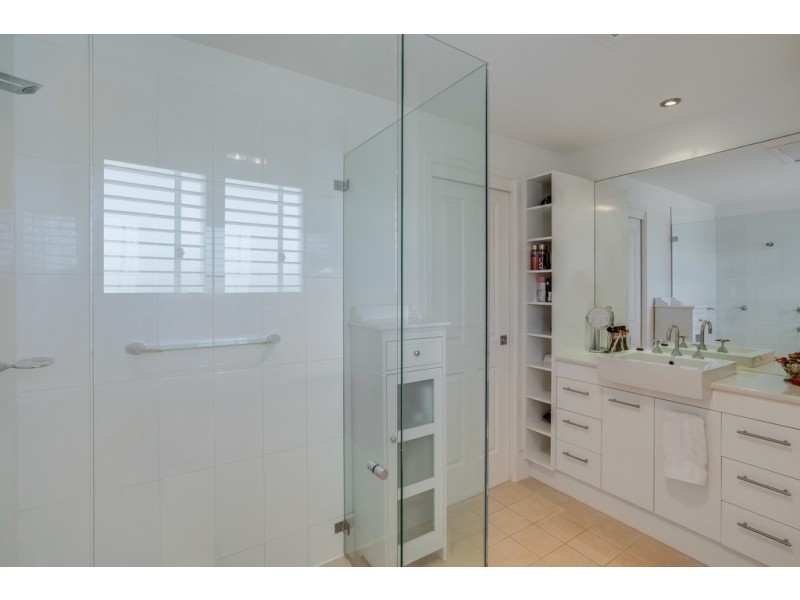 1 Kings Court, Soldiers Point NSW 2317