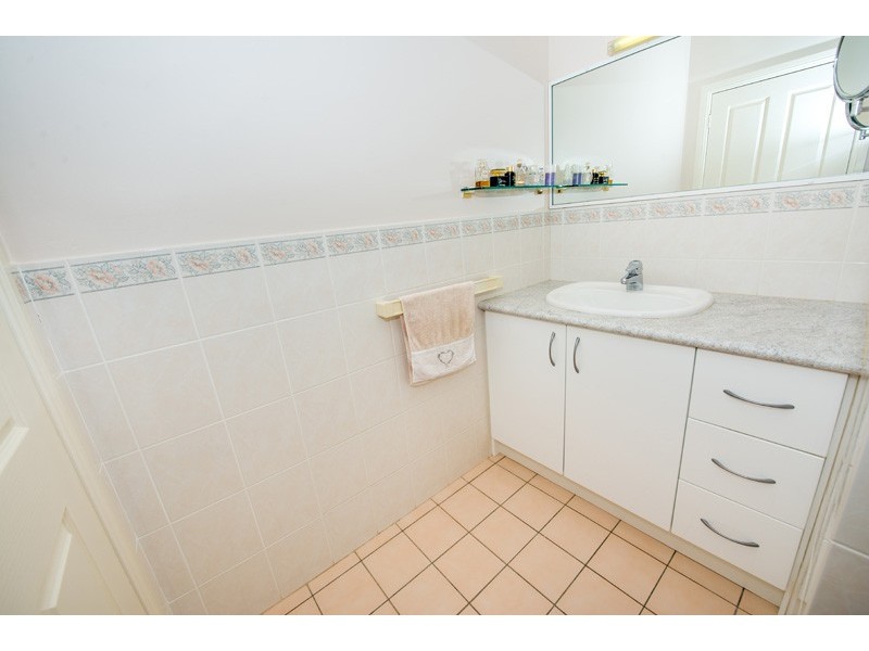 1/22 Canomii Close, Nelson Bay NSW 2315