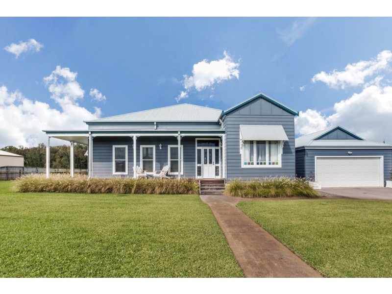 9 Echo Place, One Mile NSW 2316