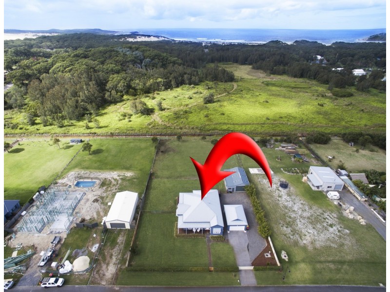 9 Echo Place, One Mile NSW 2316