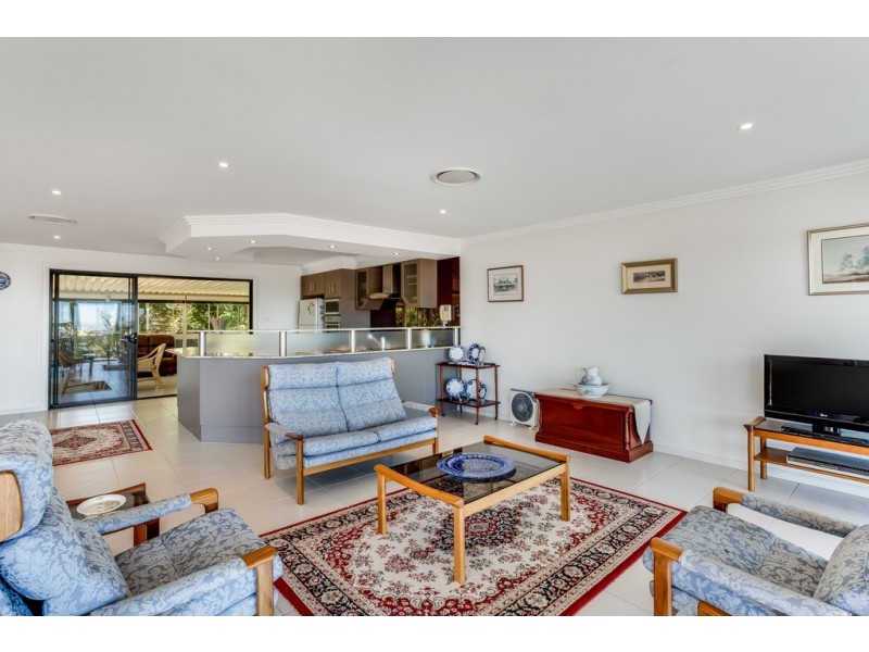 10 Raymond Avenue, Salamander Bay NSW 2317