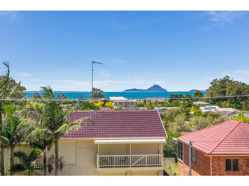 10 Raymond Avenue, Salamander Bay NSW 2317