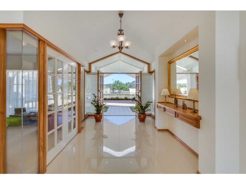 26 Reflections Drive, One Mile NSW 2316