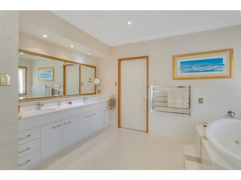 26 Reflections Drive, One Mile NSW 2316