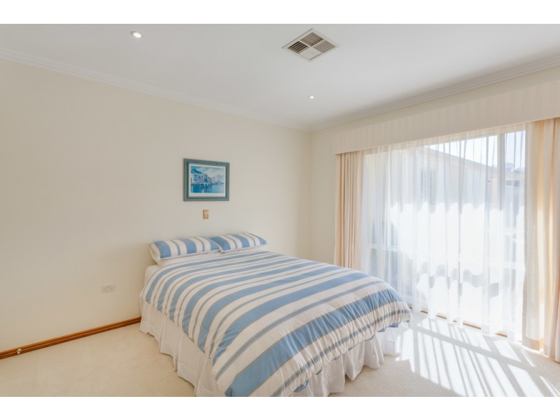 26 Reflections Drive, One Mile NSW 2316