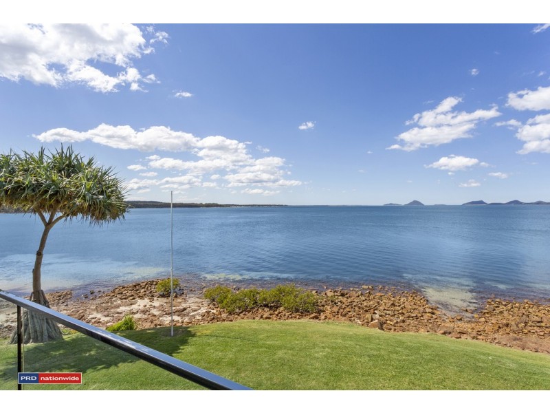 1/14 Mitchell Street, Soldiers Point NSW 2317