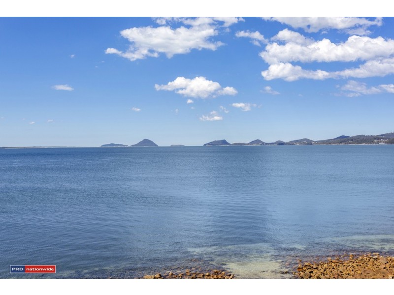 1/14 Mitchell Street, Soldiers Point NSW 2317