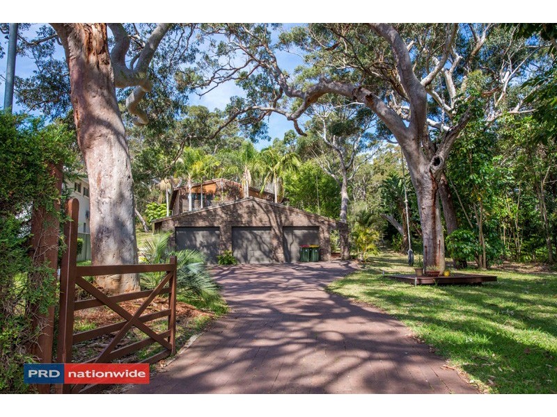 28 Ocean Beach Rd, Shoal Bay NSW 2315