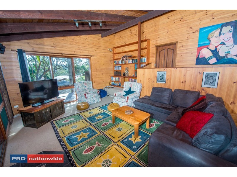 28 Ocean Beach Rd, Shoal Bay NSW 2315