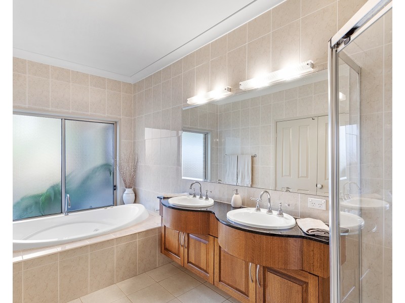 10 Melaleuca Drive, One Mile NSW 2316