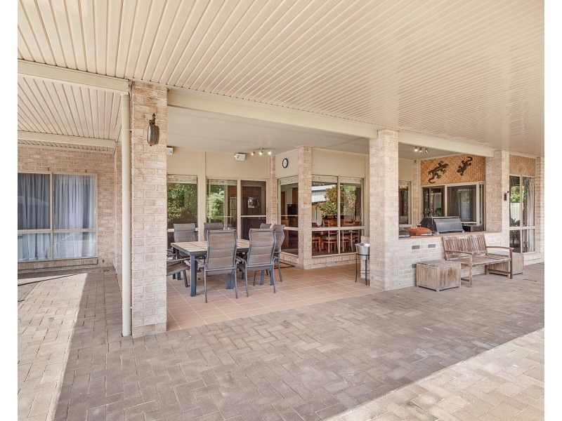 10 Melaleuca Drive, One Mile NSW 2316