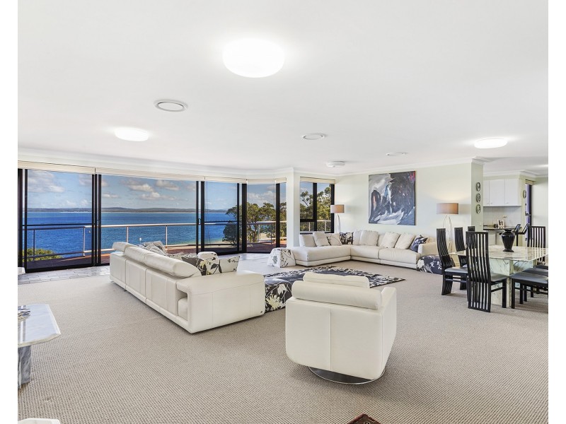 17/11 Columbia Close, Nelson Bay NSW 2315