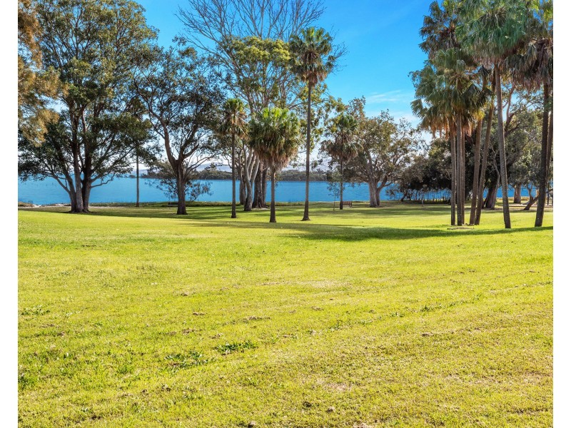40 Cromarty Road, Soldiers Point NSW 2317
