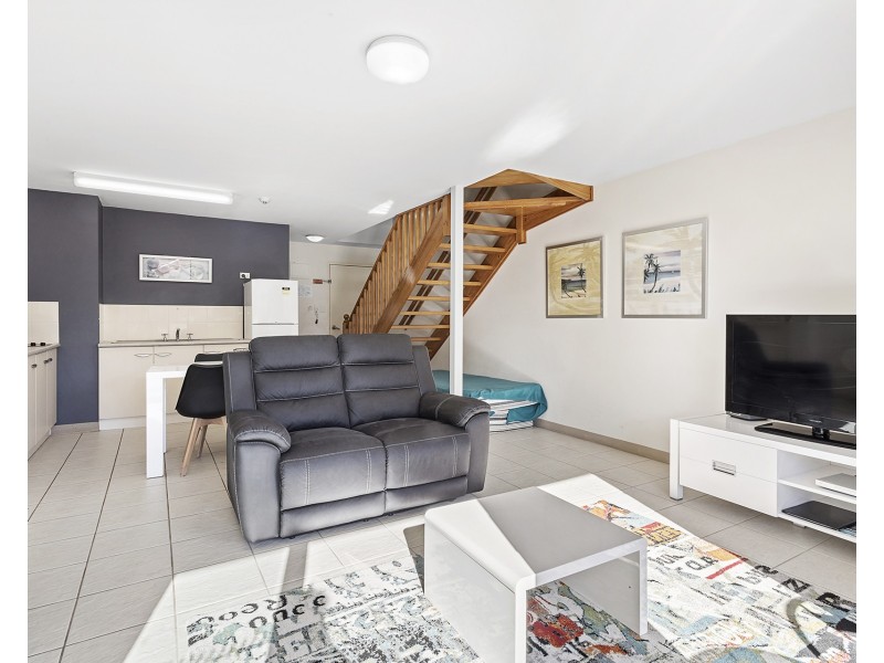 17/1 Trafalgar Street, Nelson Bay NSW 2315