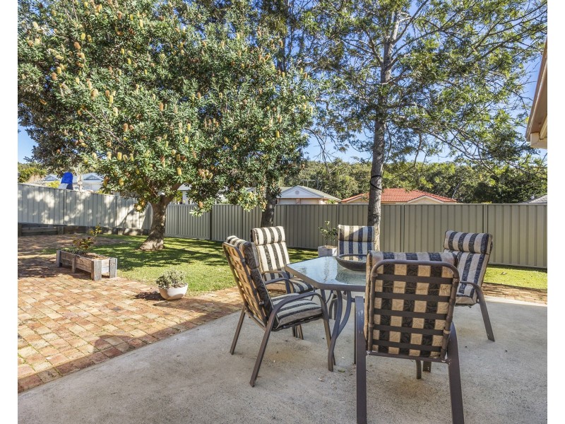 22 Castaway Close, Boat Harbour NSW 2316