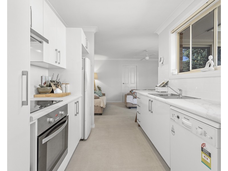 22 Castaway Close, Boat Harbour NSW 2316