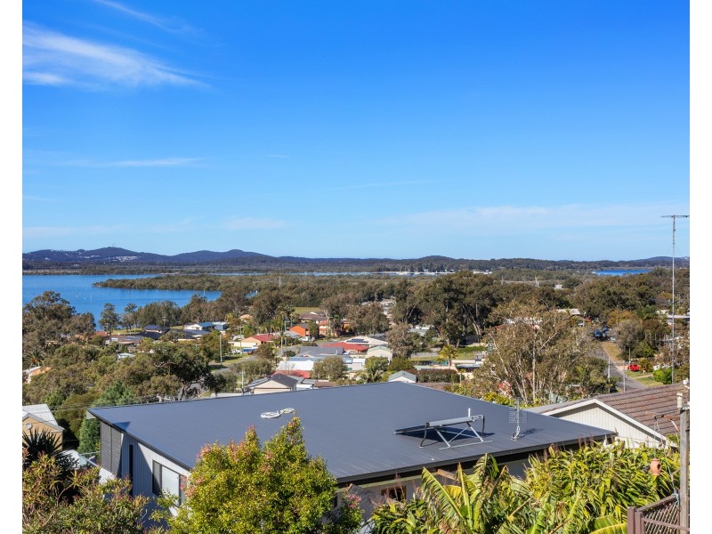 36 Whitbread Drive, Lemon Tree Passage NSW 2319