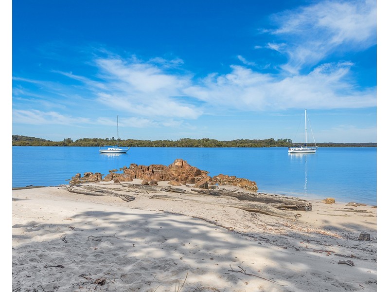 23 Gibbers Drive, Lemon Tree Passage NSW 2319