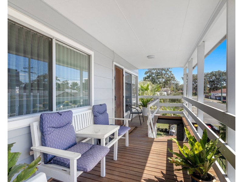 1,2 & 3/7 Messines Street, Shoal Bay NSW 2315