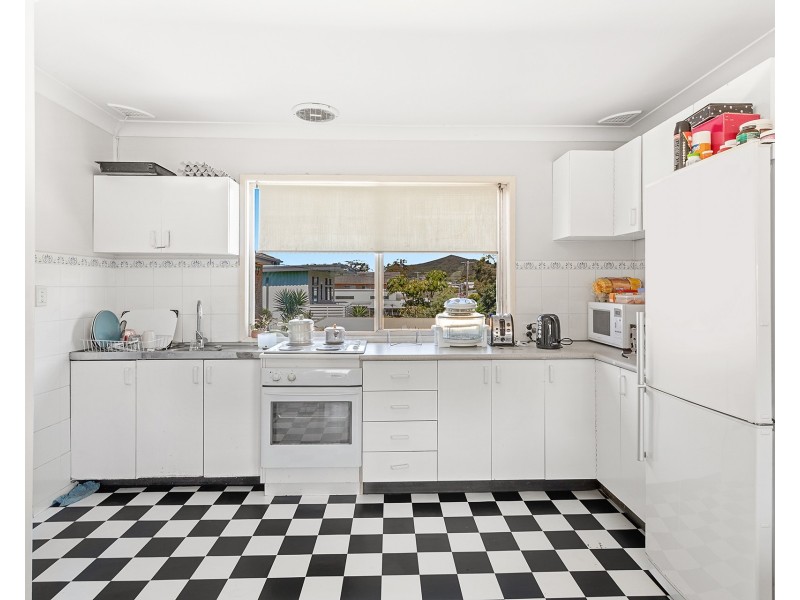 1,2 & 3/7 Messines Street, Shoal Bay NSW 2315