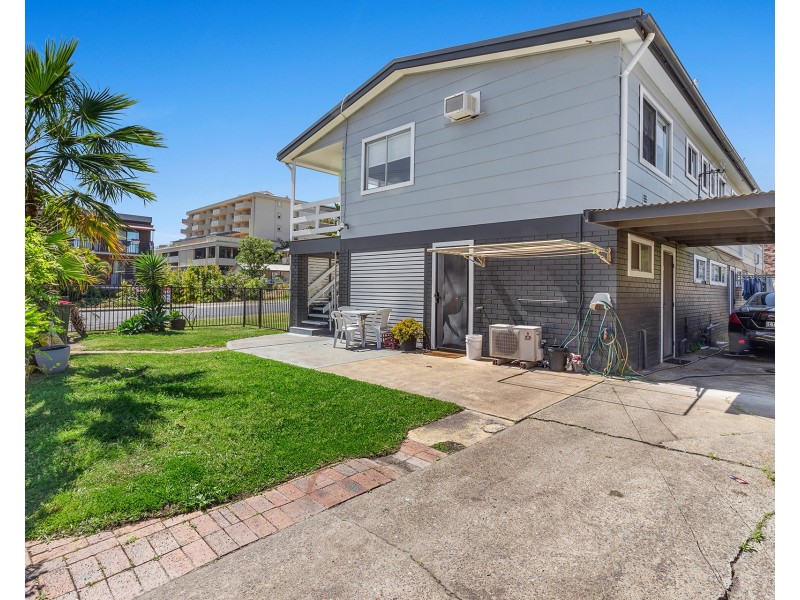 1,2 & 3/7 Messines Street, Shoal Bay NSW 2315