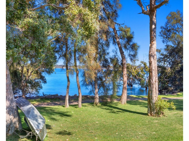 28 Danalene Parade, Corlette NSW 2315