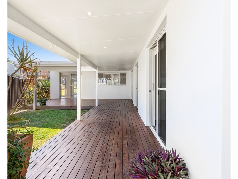 28 Danalene Parade, Corlette NSW 2315