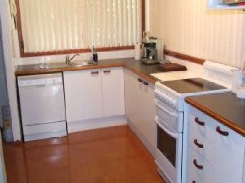 17 Ocean Beach Road, Shoal Bay NSW 2315