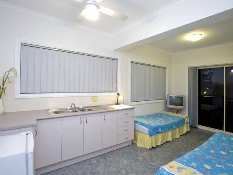 18 Tomaree Road, Shoal Bay NSW 2315