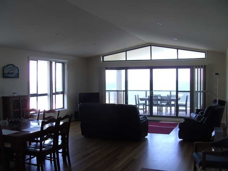6B Ocean Street, Fishermans Bay NSW 2316