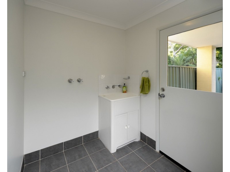 2/76 Tomaree Rd, Shoal Bay NSW 2315