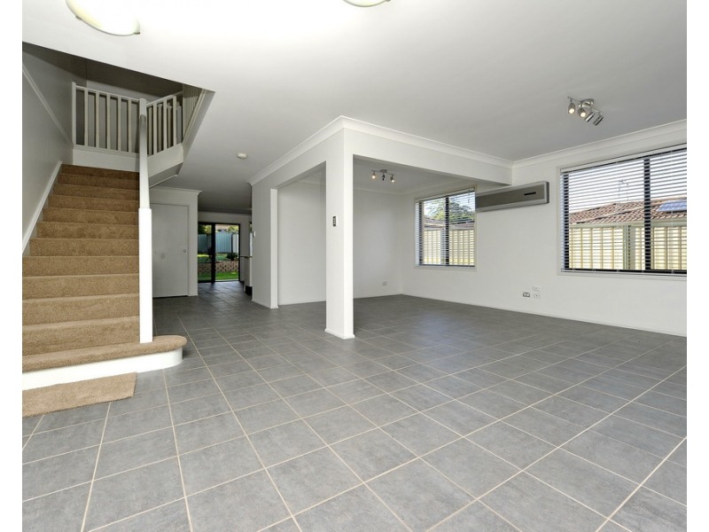 2/76 Tomaree Rd, Shoal Bay NSW 2315