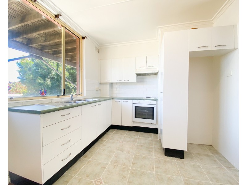 2/2 Victor Parade, Shoal Bay NSW 2315