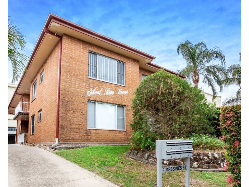 1/8 Messines Street, Shoal Bay NSW 2315