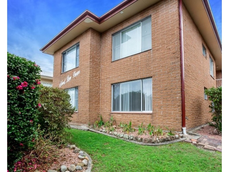 1/8 Messines Street, Shoal Bay NSW 2315