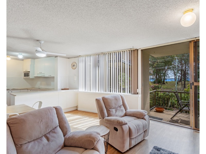 8/7 Magnus Street, Nelson Bay NSW 2315