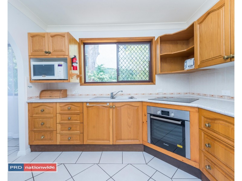 1/10 Rocky Point Road, Fingal Bay NSW 2315
