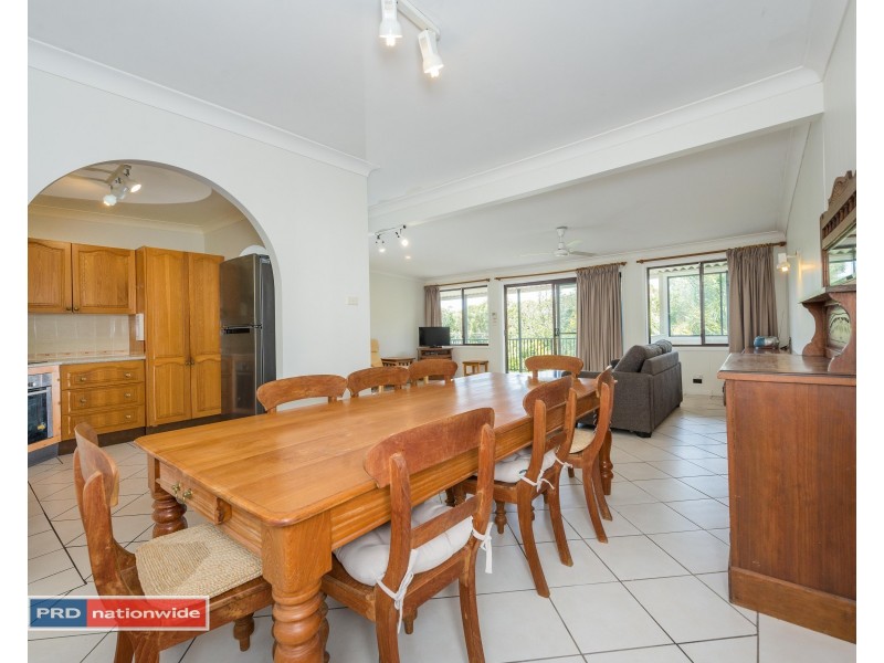 1/10 Rocky Point Road, Fingal Bay NSW 2315