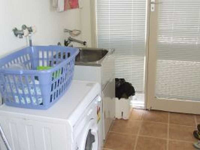 10 Ocean Street, Fishermans Bay NSW 2316