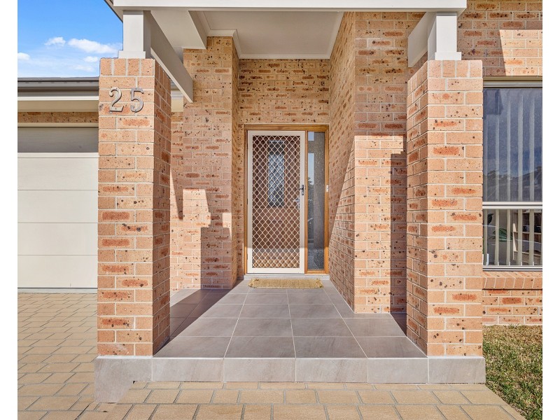 25 Albatross Avenue, Salamander Bay NSW 2317