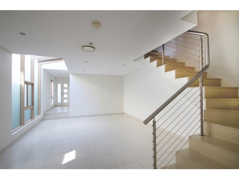 7A Universal Street, Mortdale NSW 2223